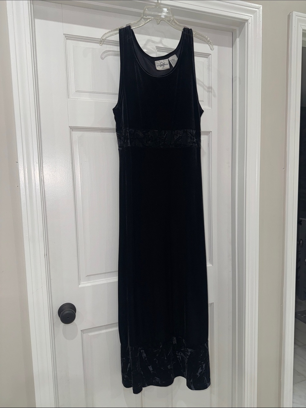 Vintage Studio Ease Black Velvet Maxi Dress Friends 90s Phoebe Buffay Vibes